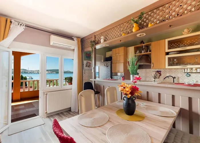 アパート Lotus *